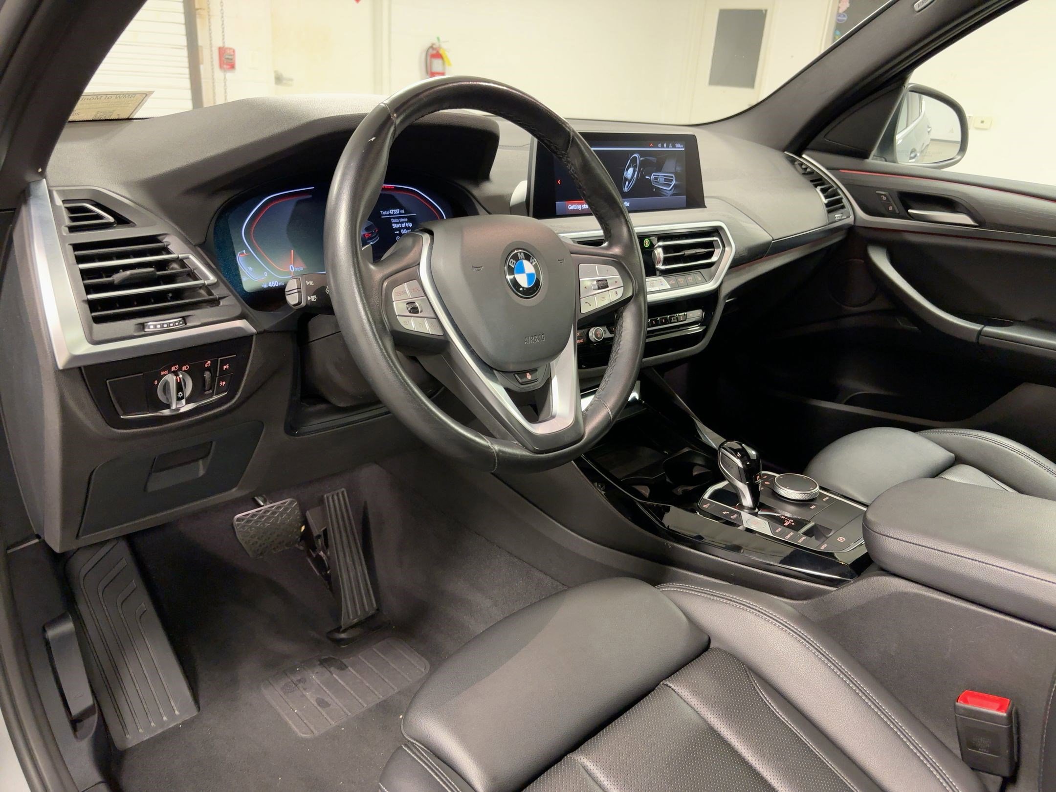 Used 2024 BMW X3 sDrive30i image 3