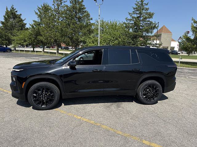 Certified 2024 Chevrolet Traverse LS w/ Midnight/Sport Edition FWD image 16