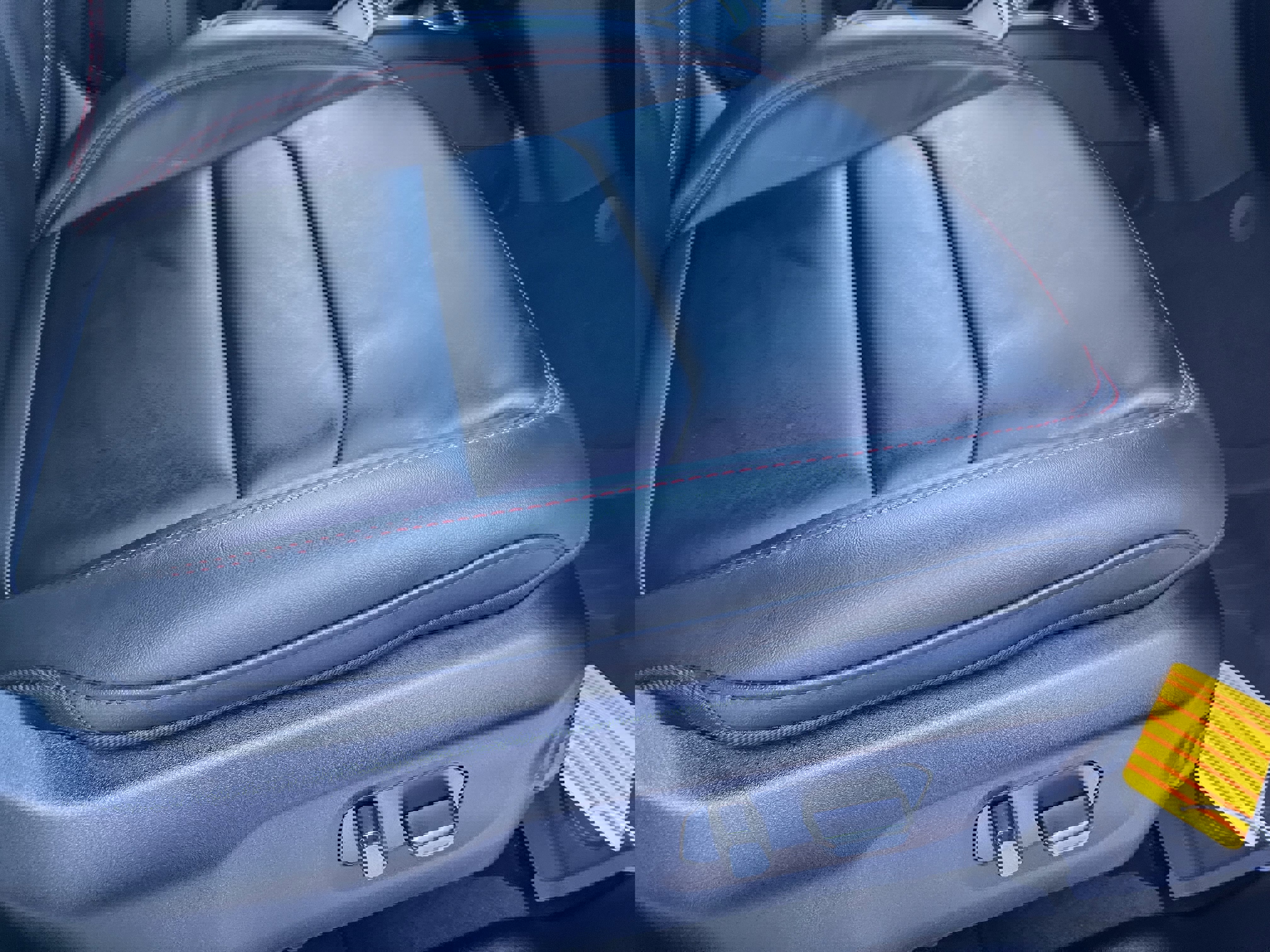 New 2026 Jeep Wrangler Unlimited Rubicon w/ Technology Group image 28