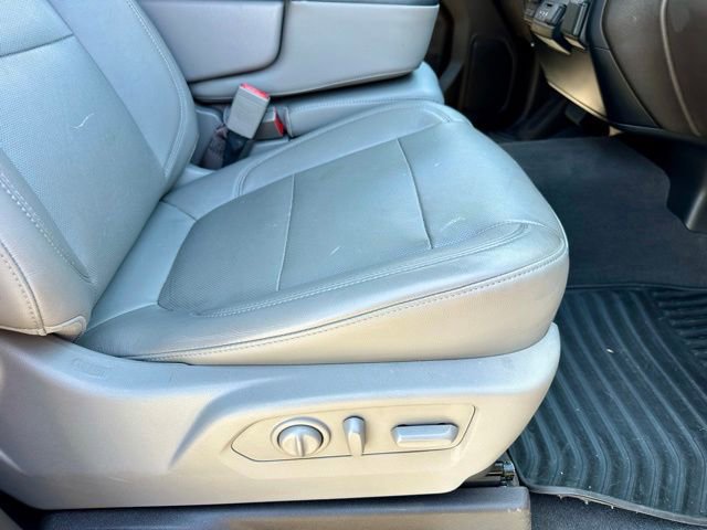 Used 2019 Chevrolet Silverado 1500 LTZ AWD/4WD image 25