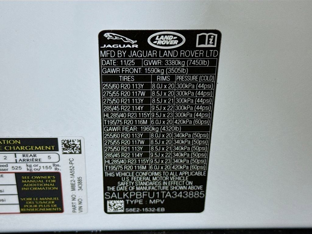 New 2026 Land Rover Range Rover Long Wheelbase SE image 33