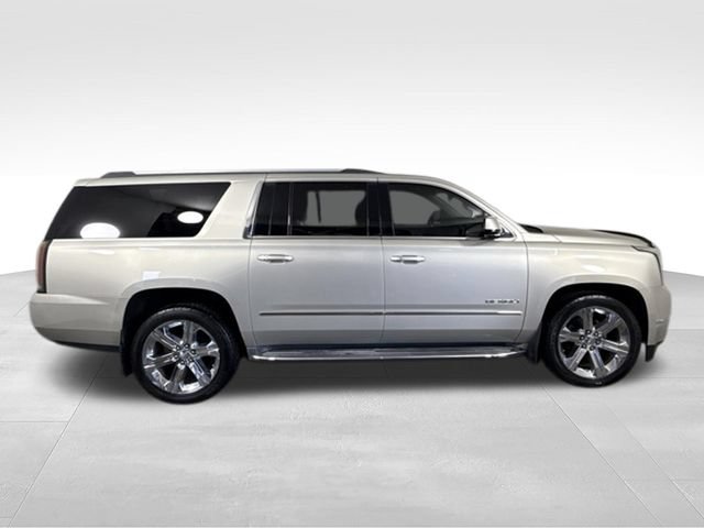 Used 2016 GMC Yukon XL Denali w/ Open Road Package AWD/4WD image 11