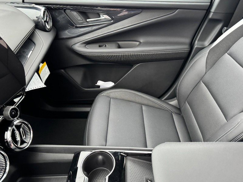 New 2026 Chevrolet Blazer EV LT image 9