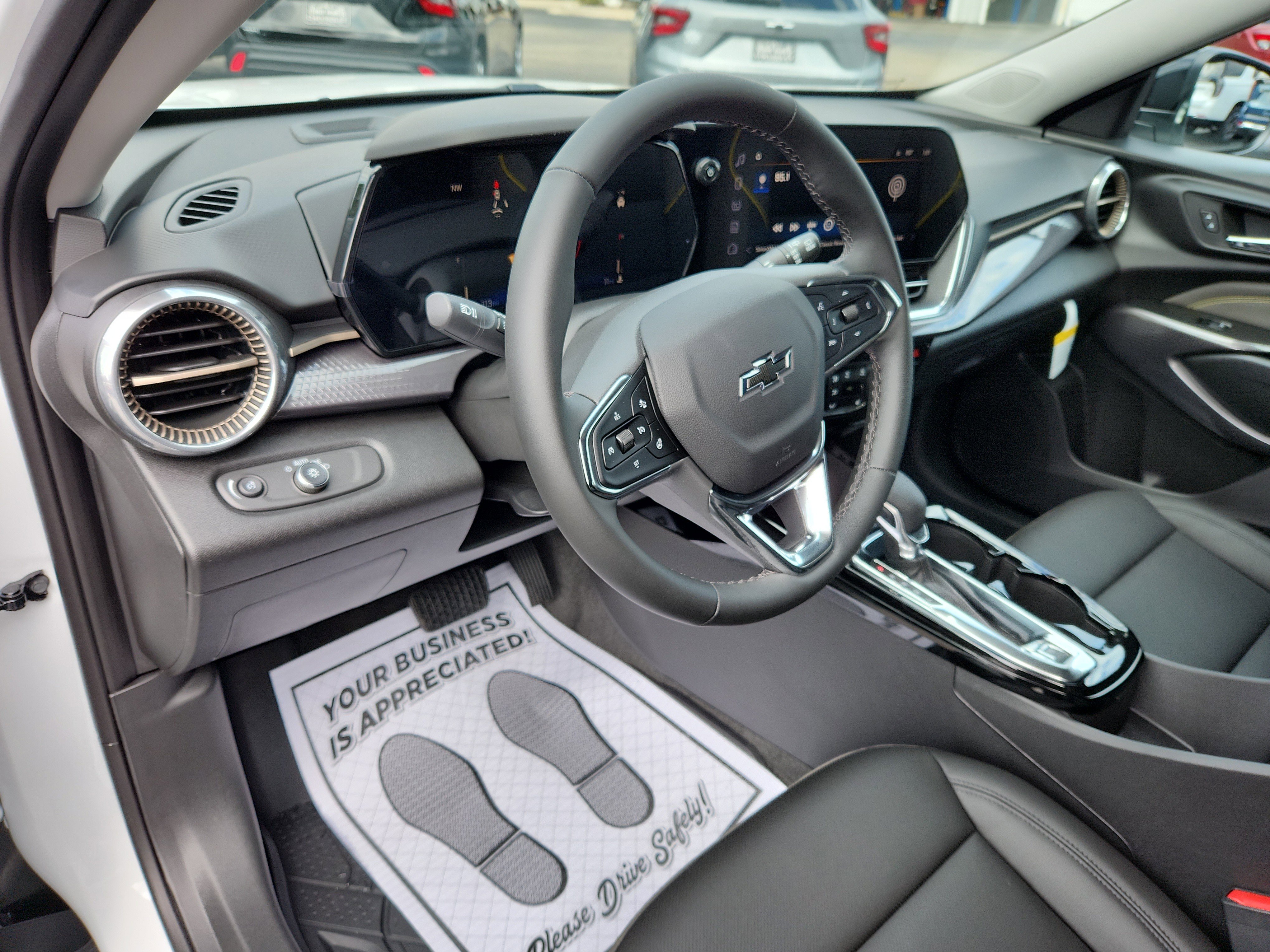 New 2026 Chevrolet Trax ACTIV w/ Driver Confidence Package FWD image 12