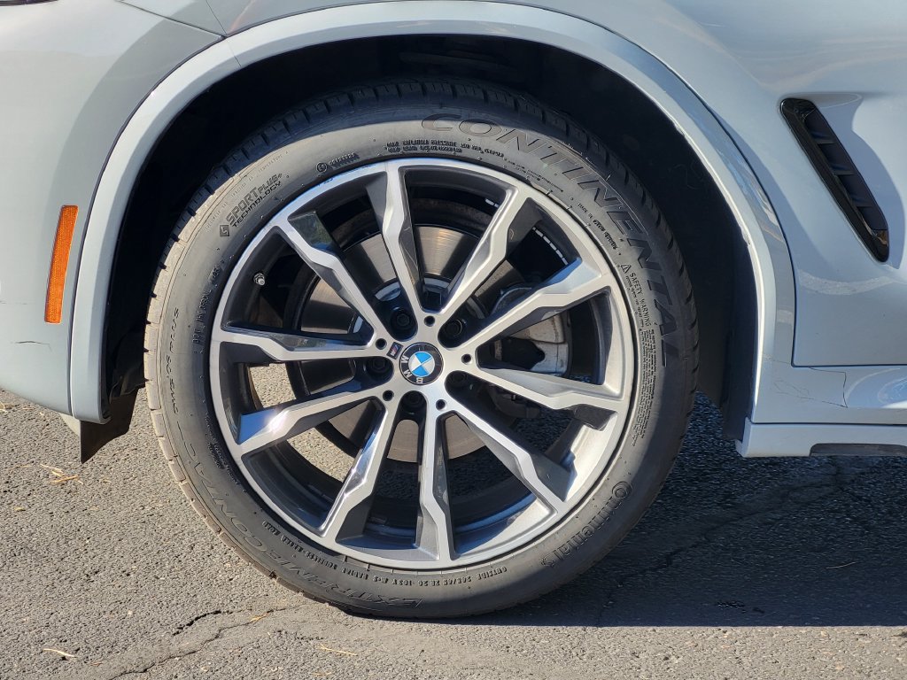 Used 2023 BMW X3 xDrive30i w/ M Sport Package AWD/4WD image 5