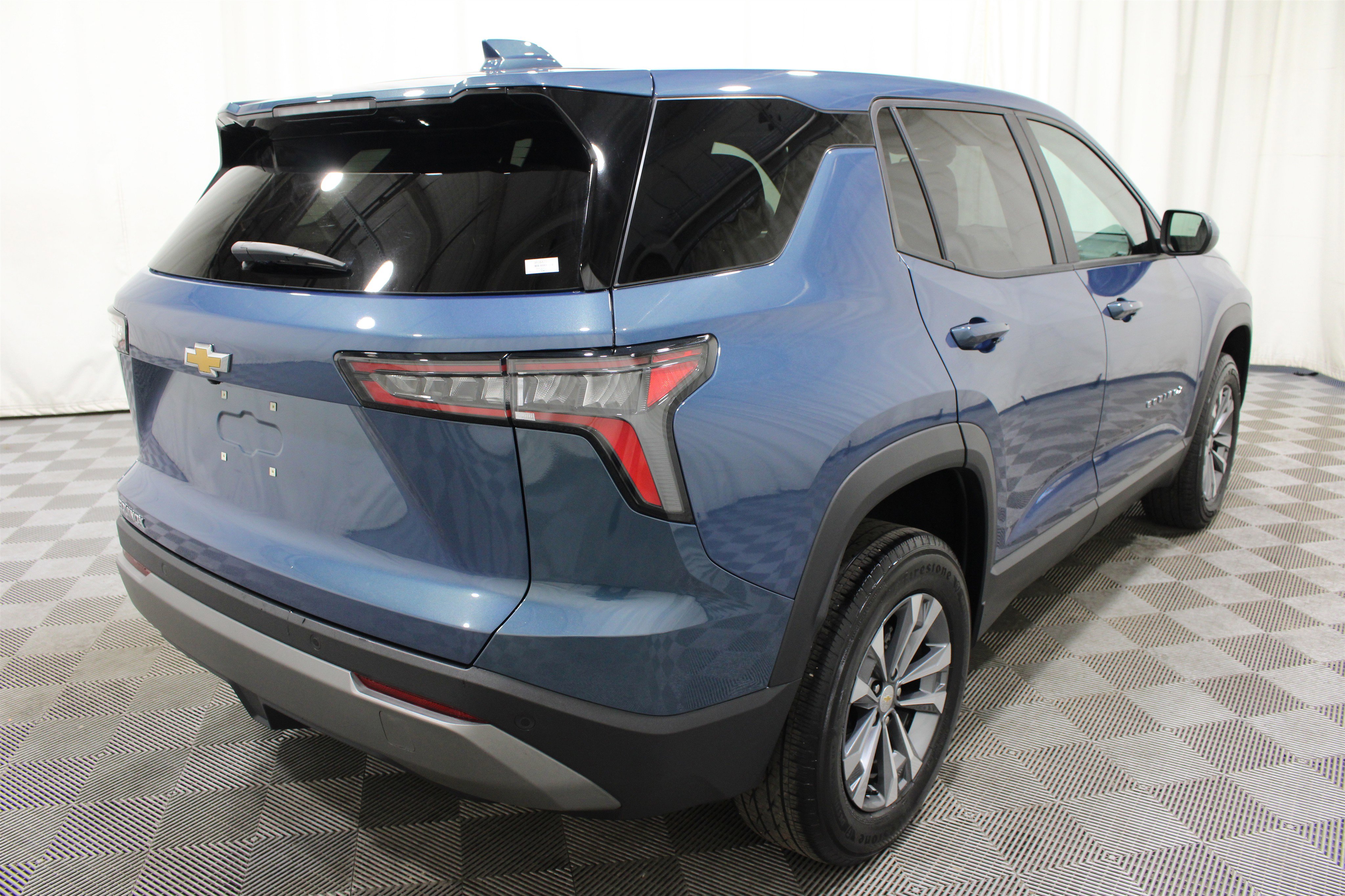 Used 2025 Chevrolet Equinox LT FWD image 26