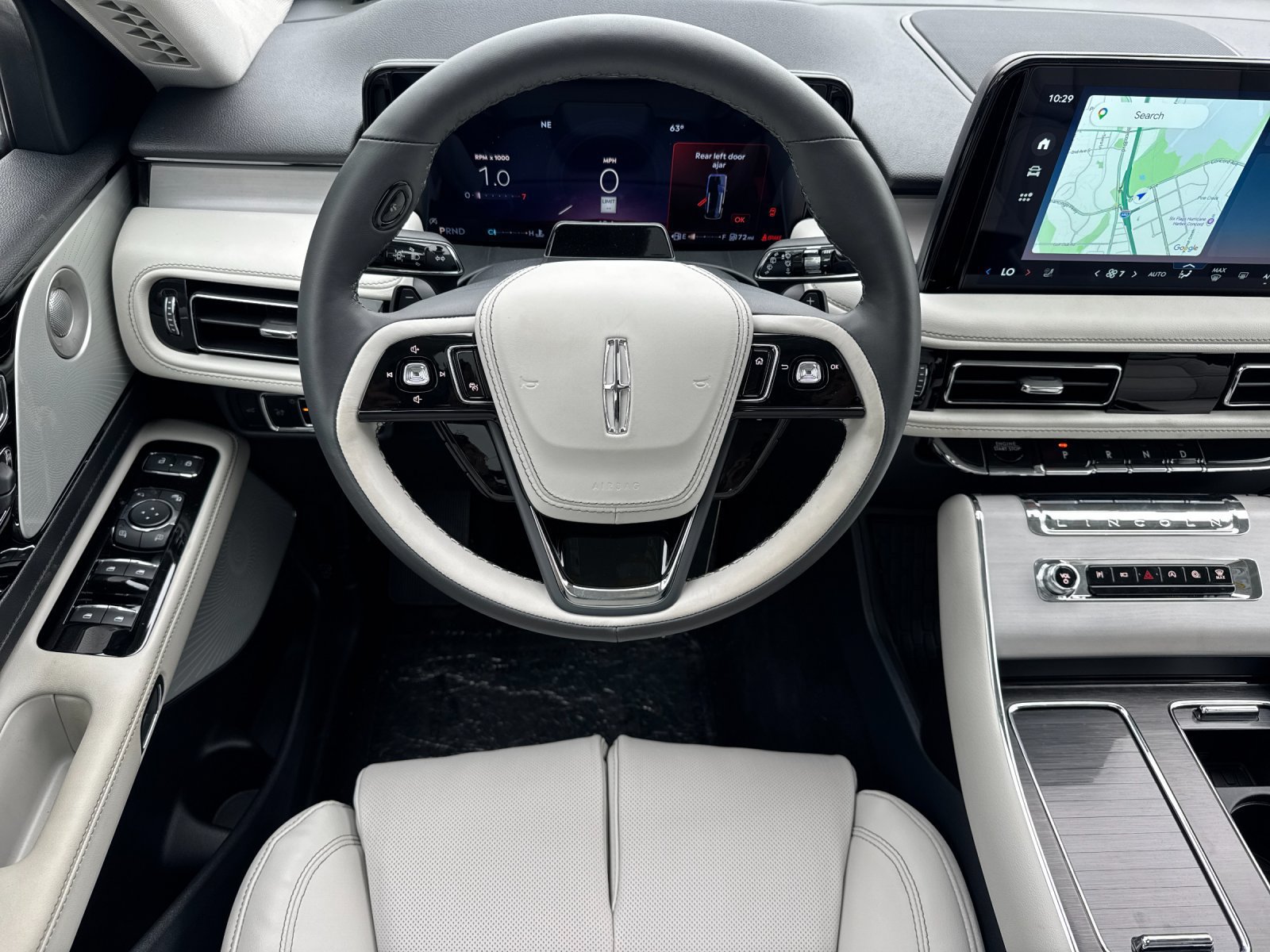 New 2026 Lincoln Aviator Reserve AWD/4WD image 13