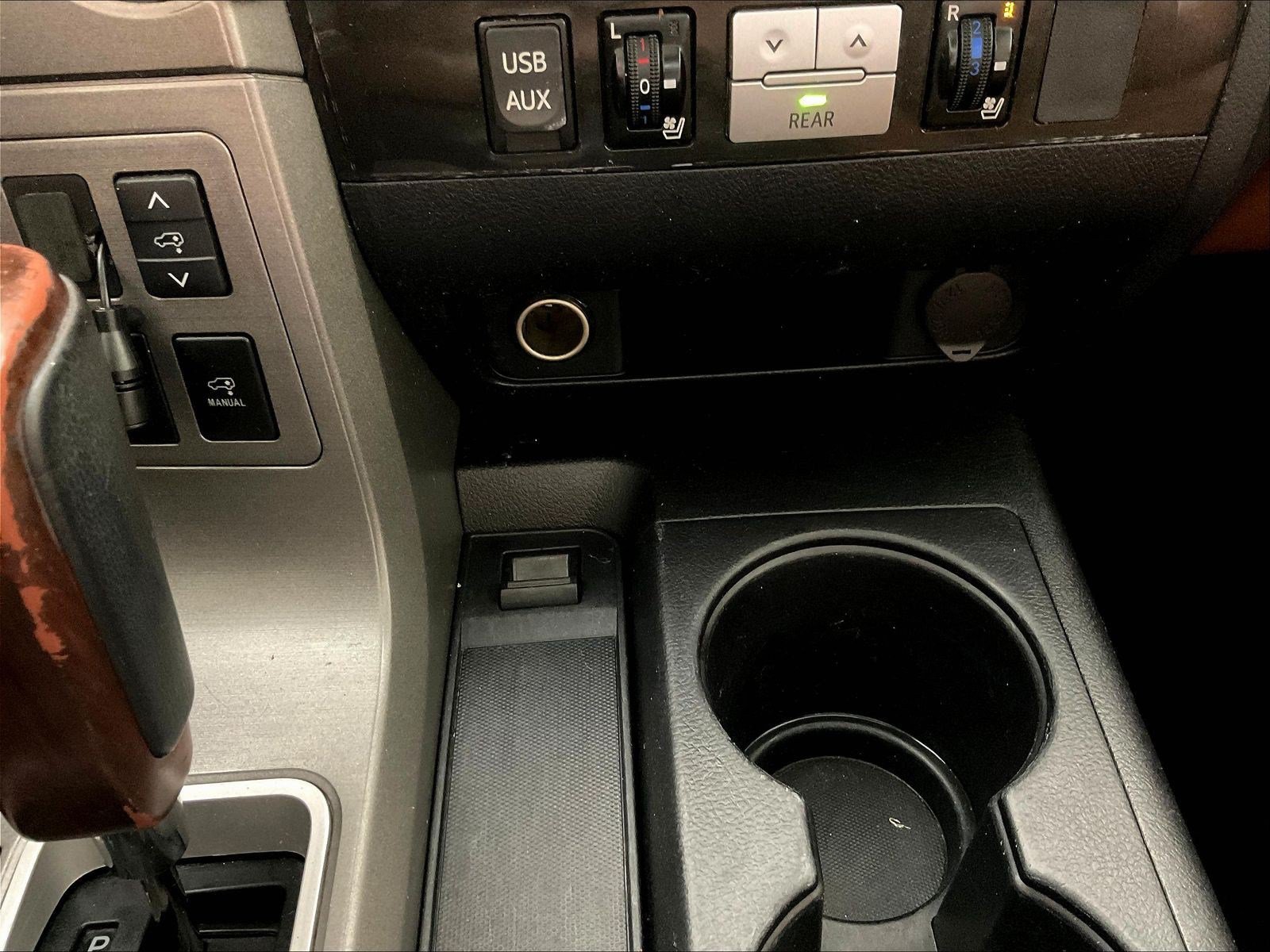 Used 2017 Toyota Sequoia Platinum RWD image 16