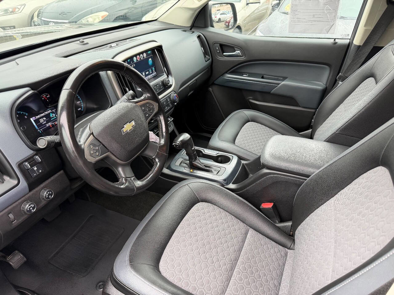 Used 2016 Chevrolet Colorado Z71 image 13