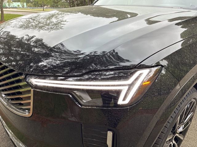 New 2026 Volvo XC90 B6 Plus w/ Protection Package Premier AWD/4WD image 11