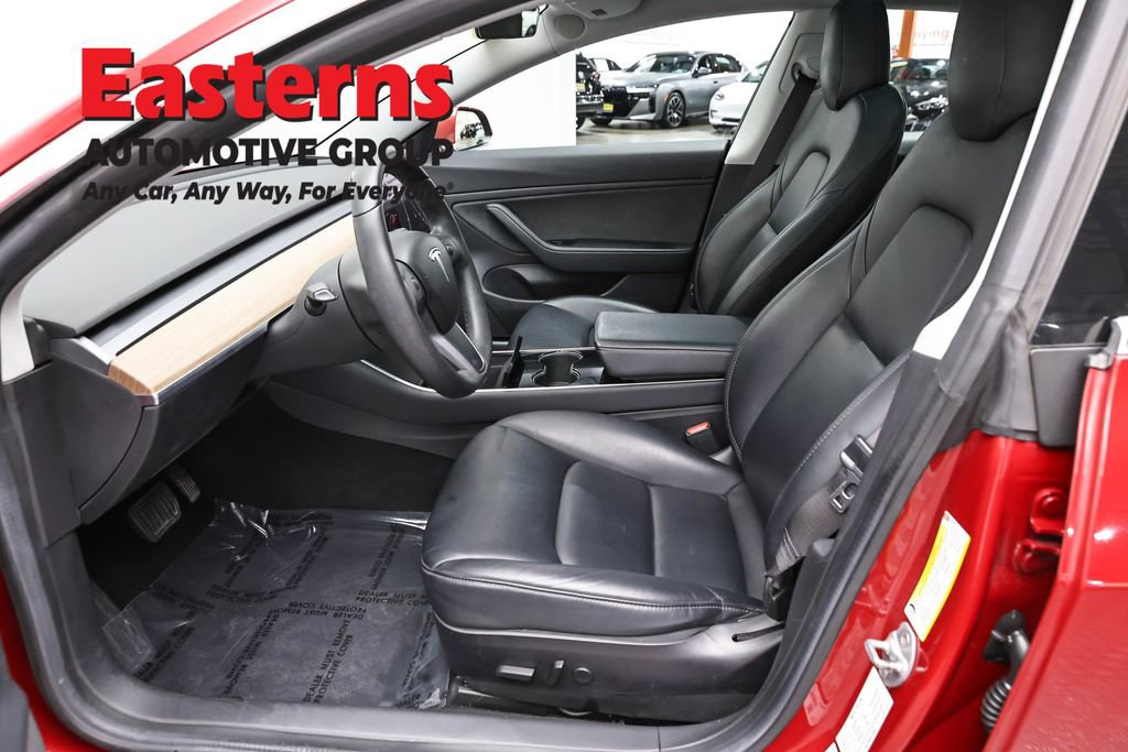 Used 2019 Tesla Model 3 Standard Range RWD image 13