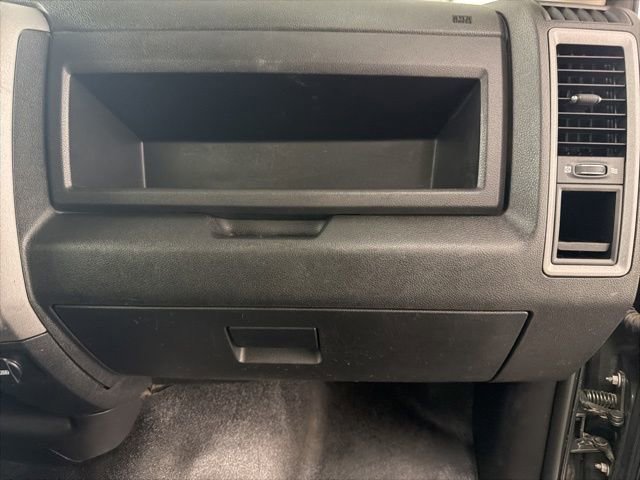 Used 2021 RAM 1500 Tradesman w/ Chrome Appearance Group image 12