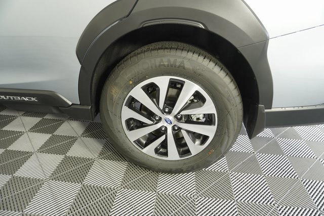 New 2025 Subaru Outback Premium image 8