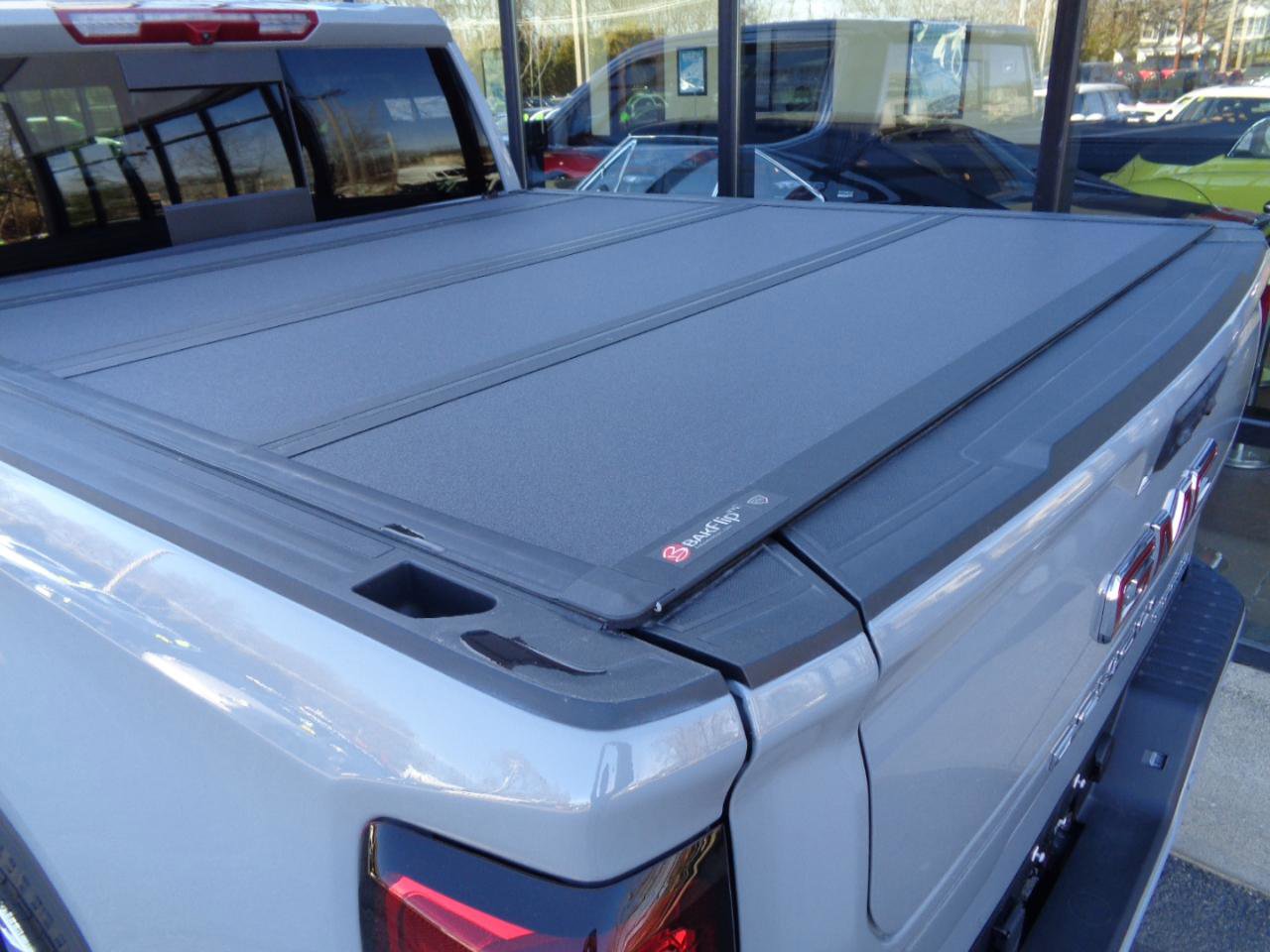 Used 2024 GMC Sierra 1500 Denali image 9