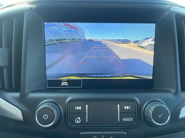 Used 2023 GMC Terrain SLT image 18