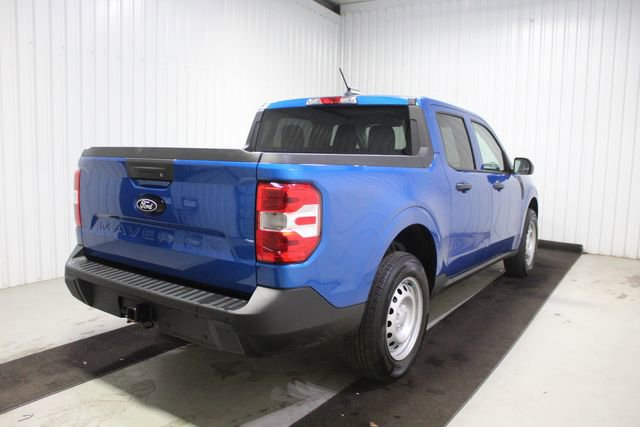 Used 2025 Ford Maverick XL w/ Equipment Group 102A AWD/4WD image 4