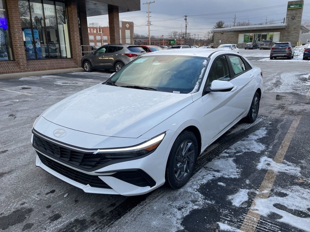 New 2026 Hyundai Elantra Blue image 1