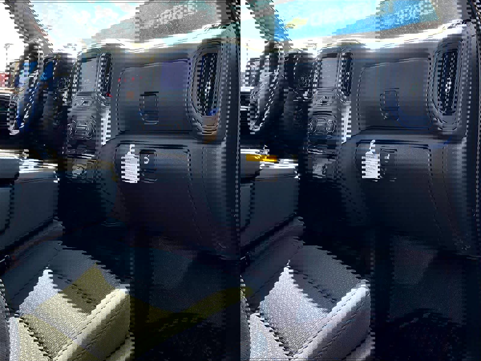 New 2026 Chevrolet Silverado 1500 W/T image 10