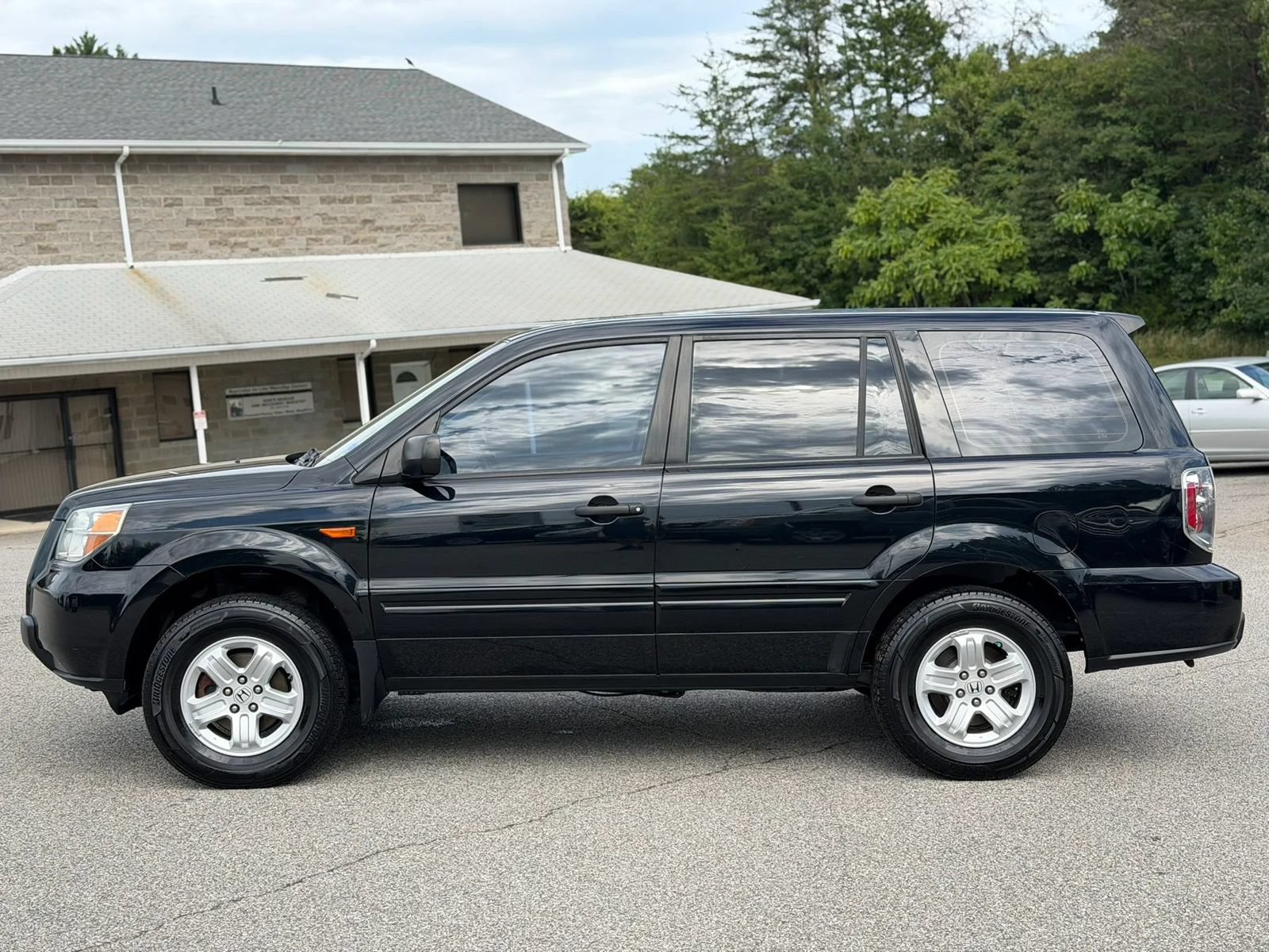 Used 2006 Honda Pilot LX image 2