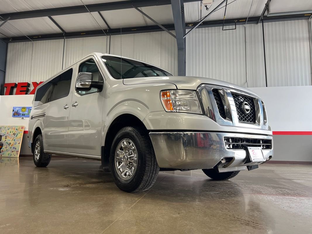Used 2017 Nissan NV 3500 SV image 47