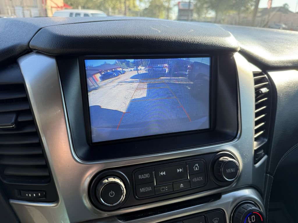 Used 2019 Chevrolet Suburban LT image 17