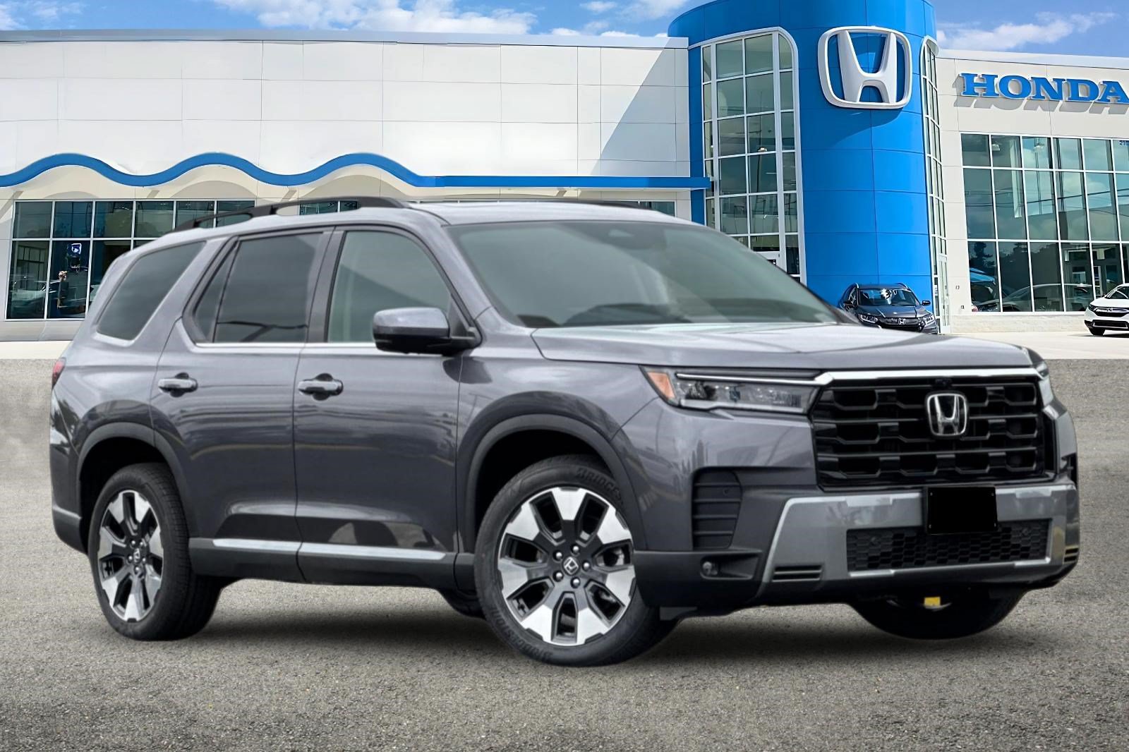 New 2026 Honda Pilot Touring image 6