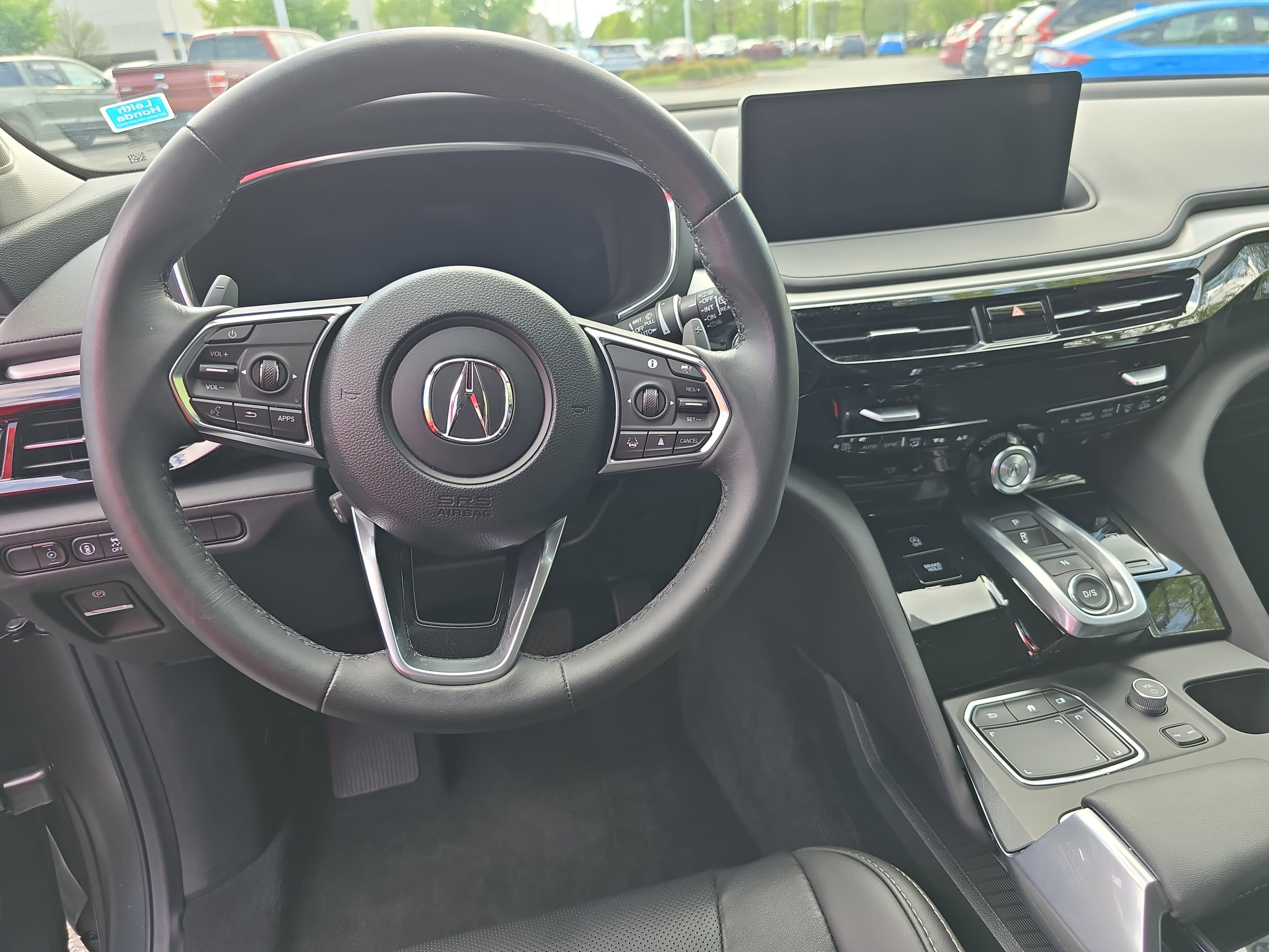 Used 2024 Acura MDX SH-AWD w/ Technology Package image 18