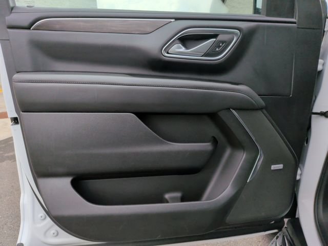 Used 2024 Chevrolet Tahoe LT RWD image 9