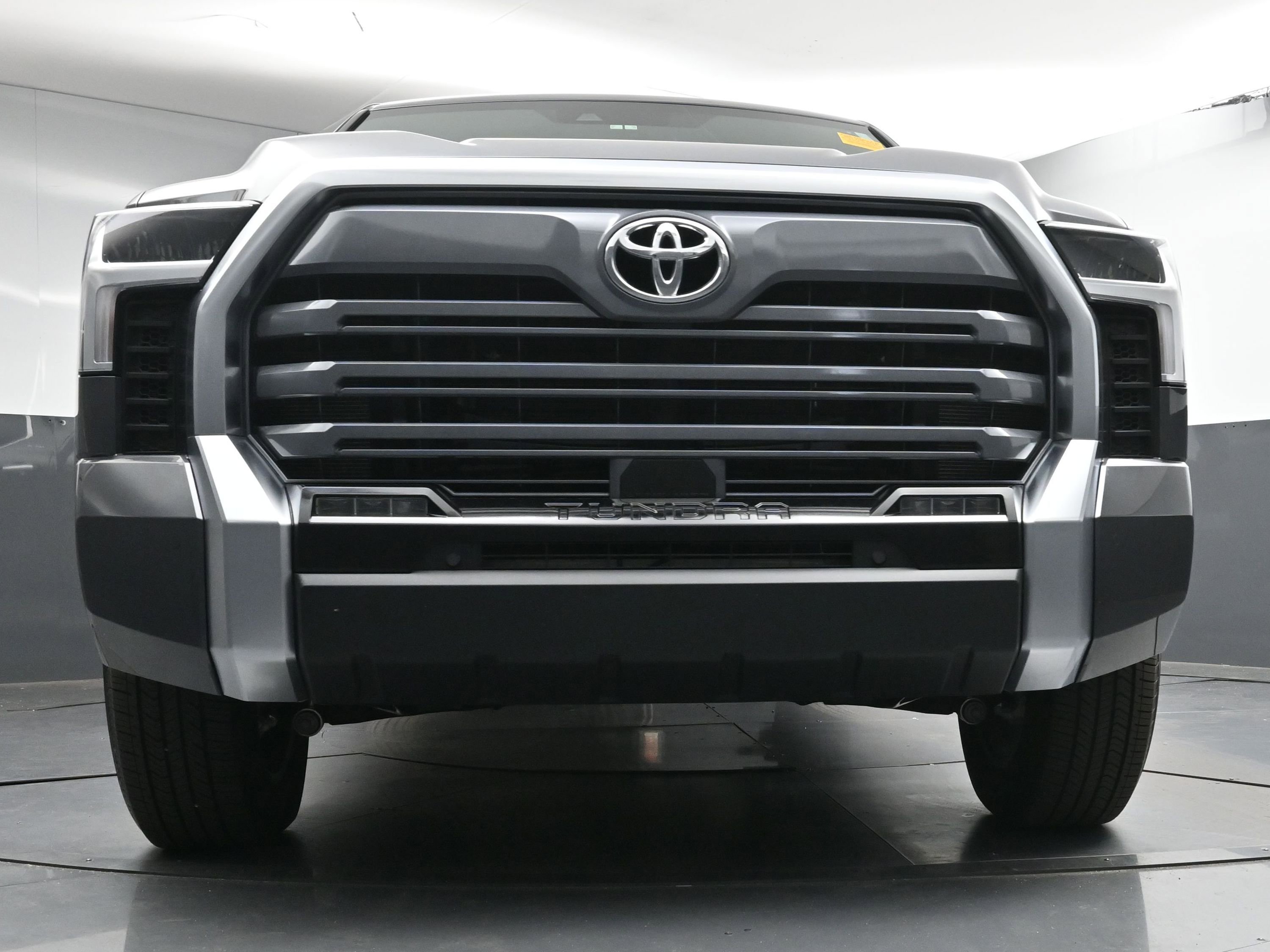 Used 2026 Toyota Tundra Limited image 22