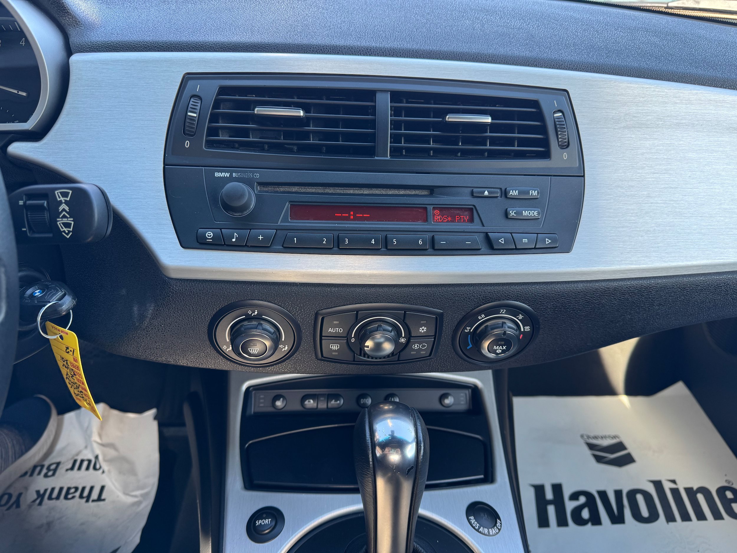 Used 2006 BMW Z4 3.0i RWD image 22