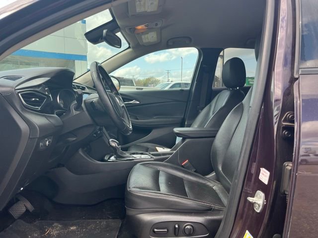 Used 2021 Buick Encore GX Essence image 7