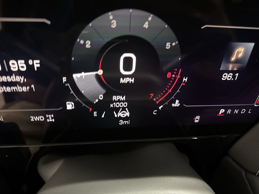 New 2026 GMC Yukon AT4 Ultimate AWD/4WD image 12
