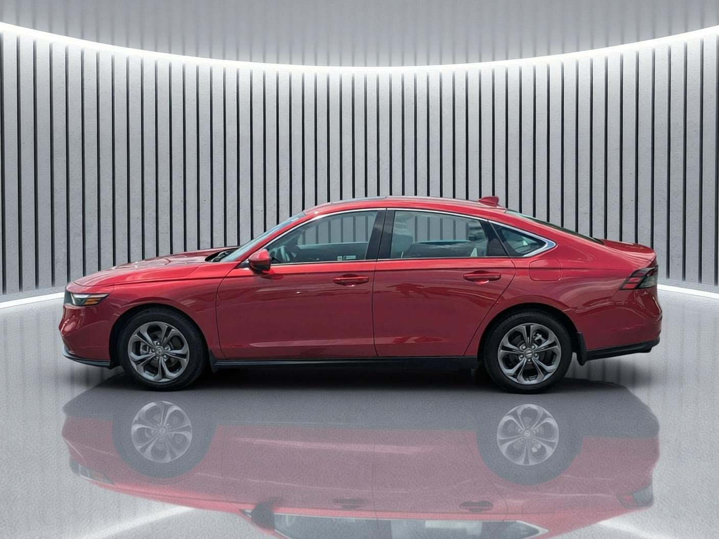 Certified 2024 Honda Accord EX image 9