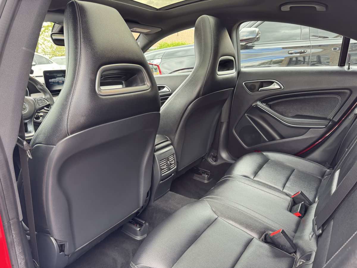 Used 2017 Mercedes-Benz CLA 250 image 40