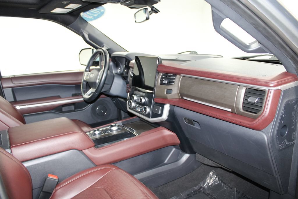 Used 2024 Ford Expedition Max Limited AWD/4WD image 31