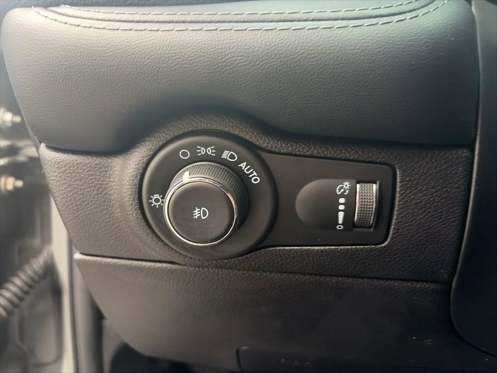 Used 2021 Dodge Durango GT w/ Blacktop Package image 16