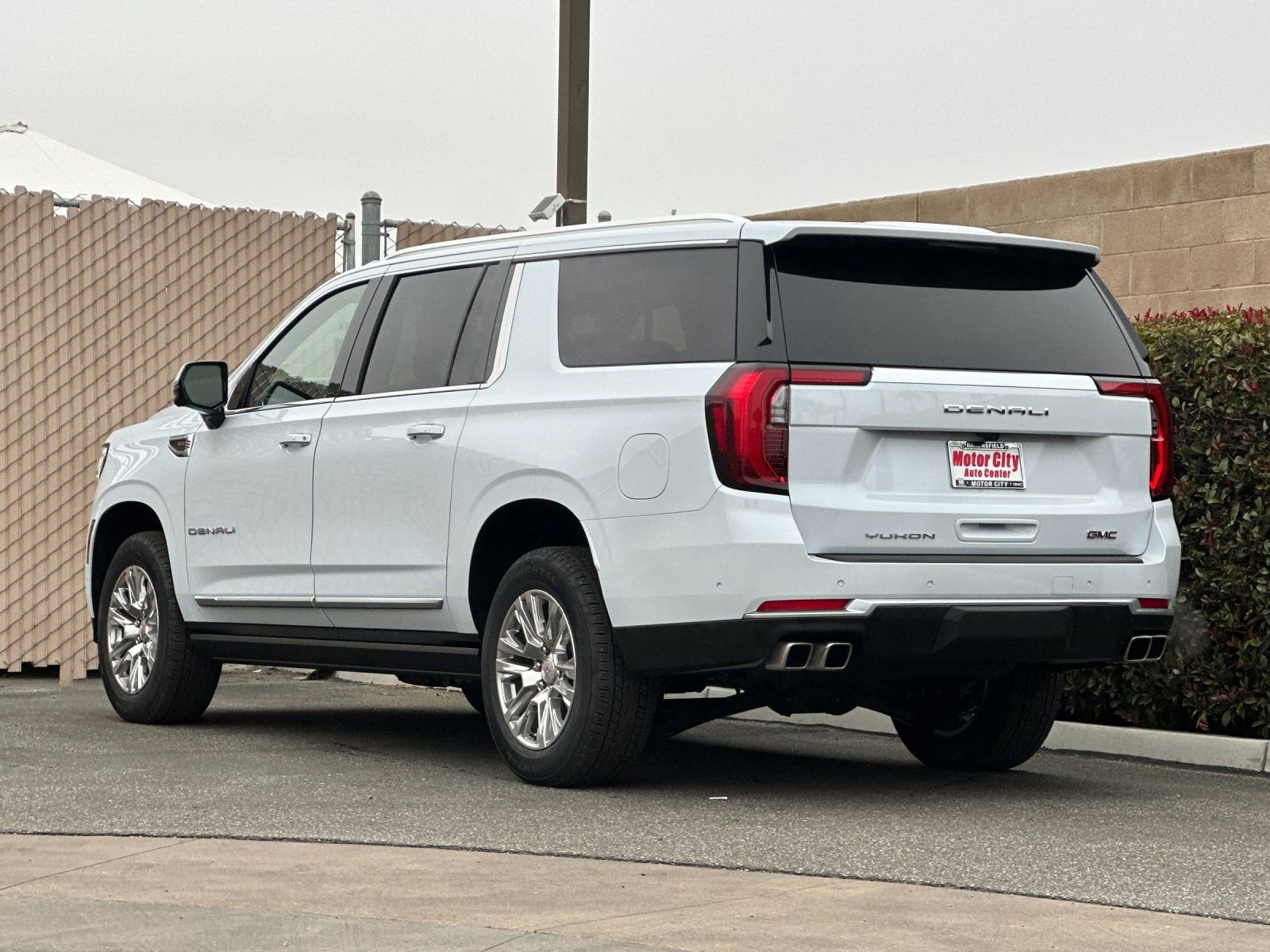 New 2026 GMC Yukon XL Denali w/ Sun & Power Step Package AWD/4WD image 6