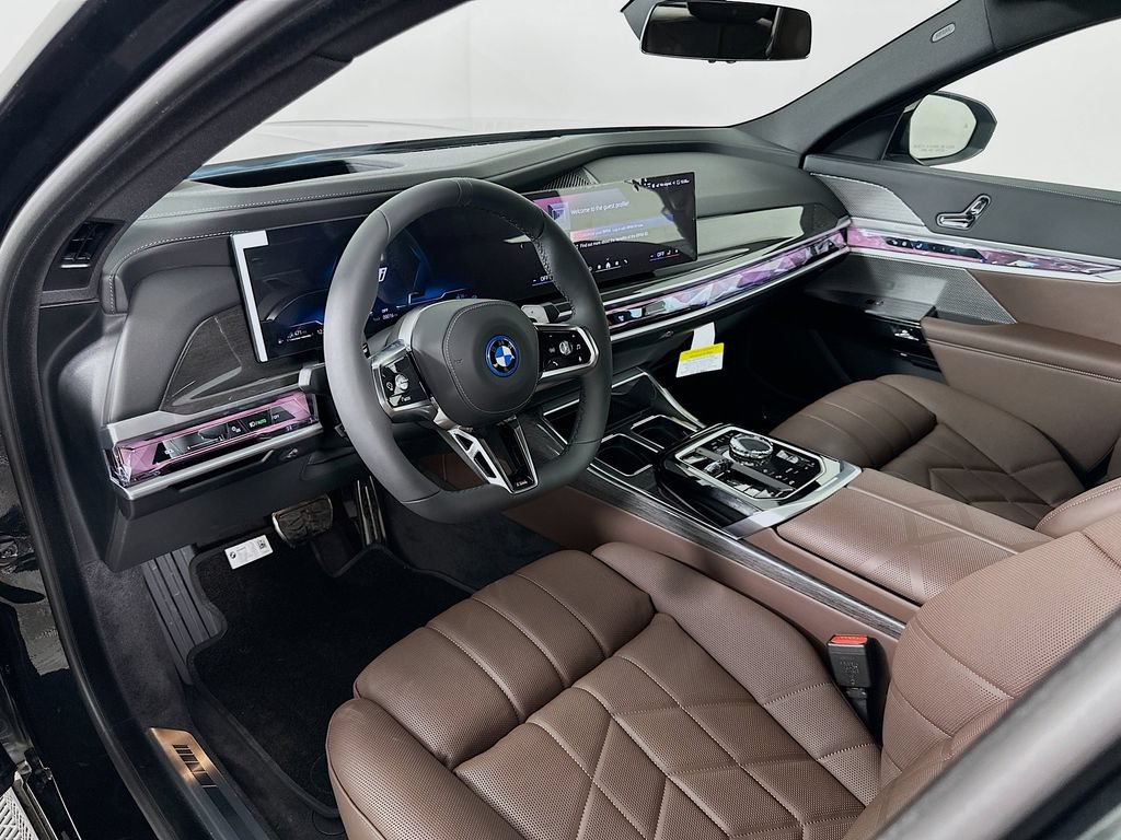 New 2026 BMW 750e xDrive AWD/4WD image 9
