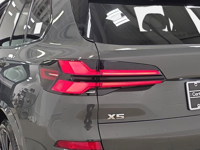 Certified 2025 BMW X5 M60i w/ Executive Package image 31
