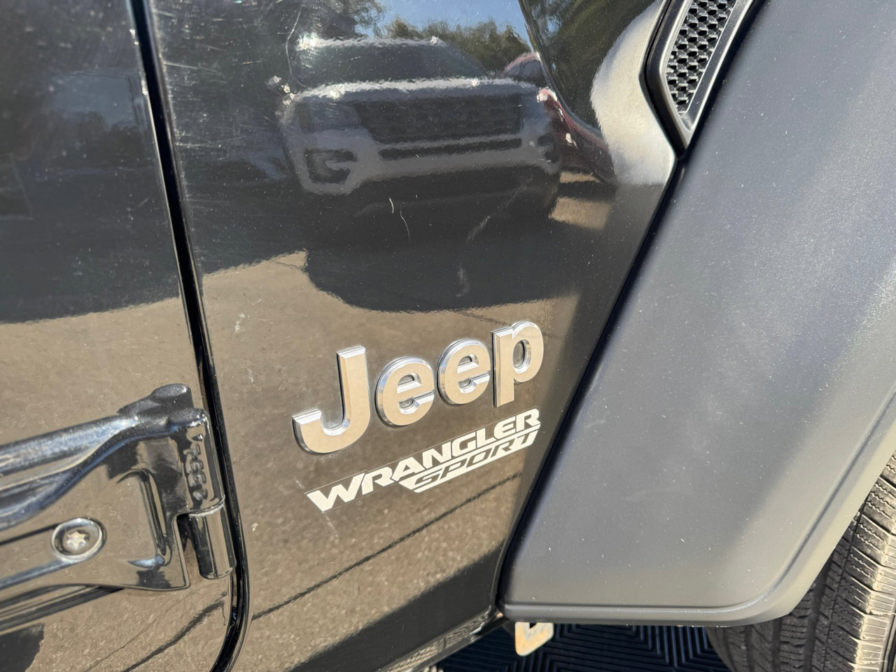 Used 2022 Jeep Wrangler Unlimited Sport image 46