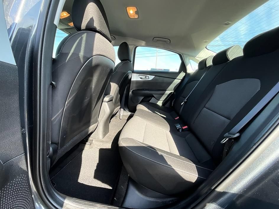 Used 2023 Kia Forte LXS FWD image 29