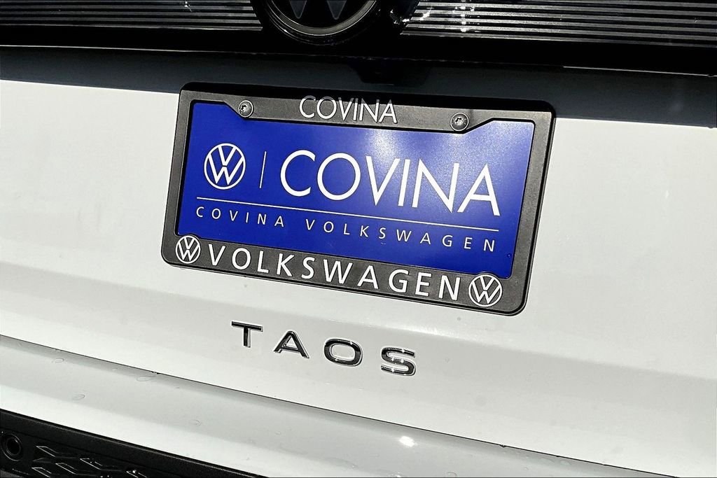 New 2026 Volkswagen Taos SE image 22