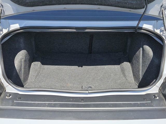 Used 2022 Dodge Challenger R/T w/ Blacktop Package image 10