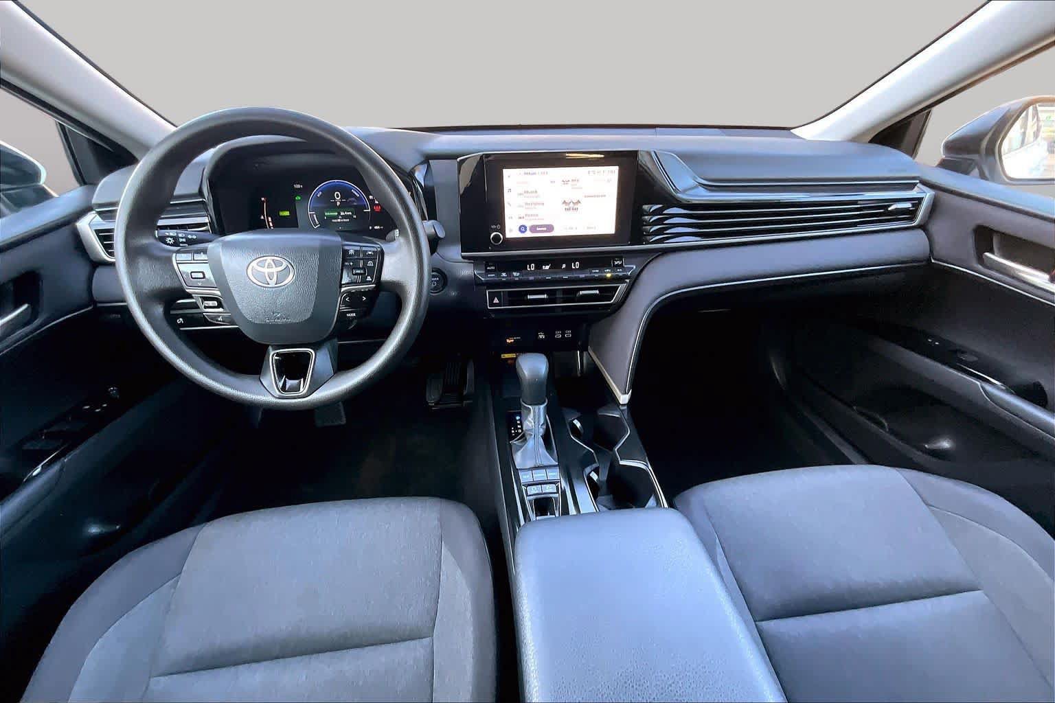 Used 2025 Toyota Camry LE FWD image 15