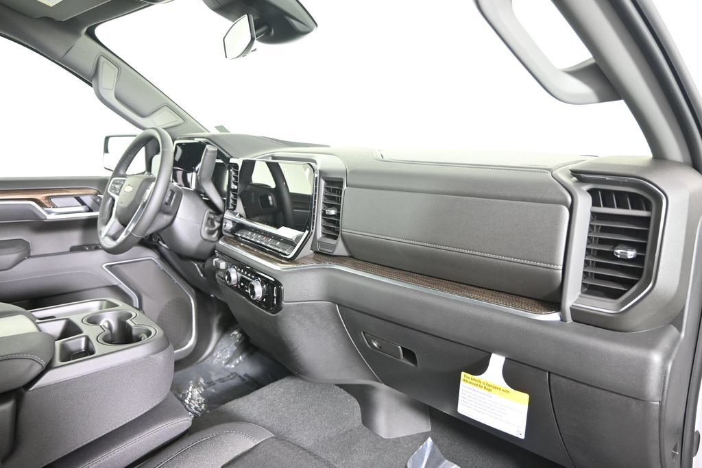 New 2026 Chevrolet Silverado 1500 LT w/ Protection Package AWD/4WD image 15