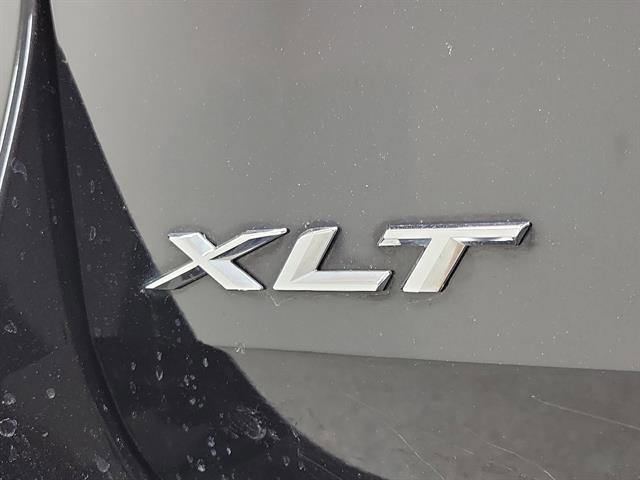 Used 2020 Ford Explorer XLT w/ Equipment Group 202A AWD/4WD image 6
