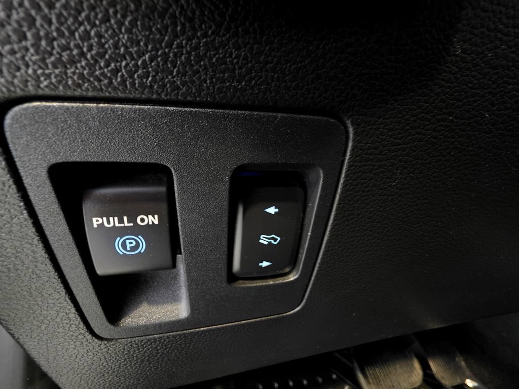 Used 2021 Ford Expedition Limited AWD/4WD image 25