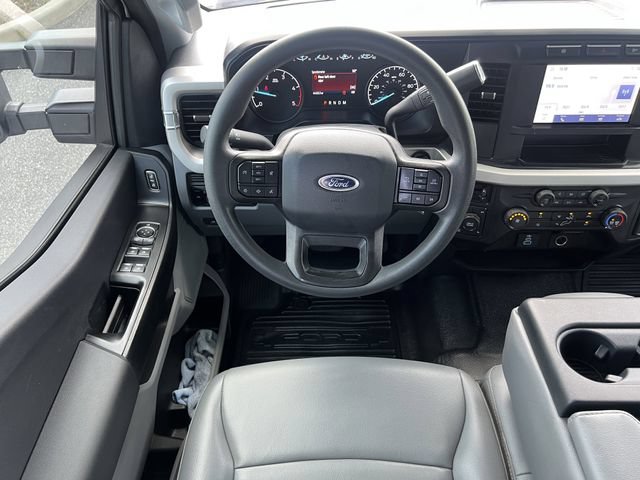 Used 2024 Ford F350 XL AWD/4WD image 15