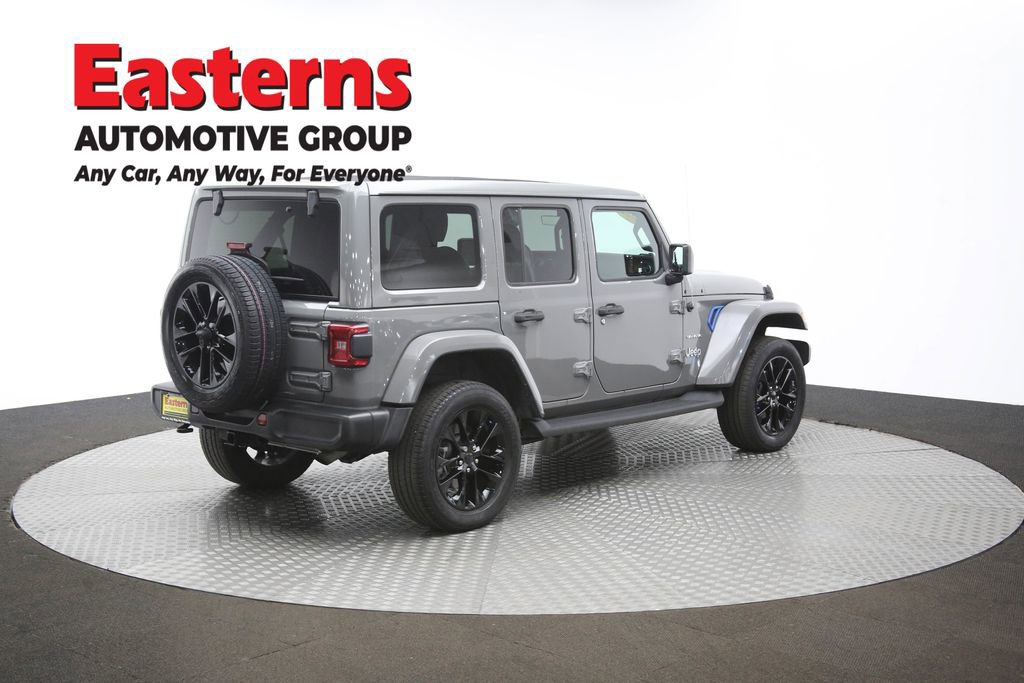 Used 2021 Jeep Wrangler Unlimited Sahara w/ Cold Weather Group image 43