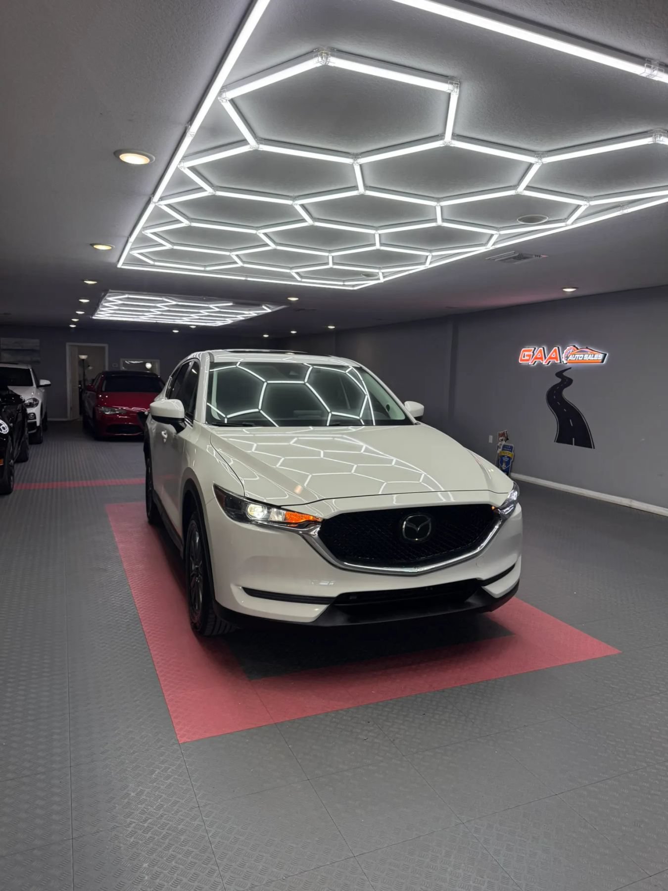 Used 2019 MAZDA CX-5 Touring AWD/4WD image 1